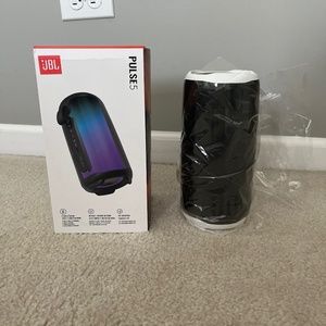 JBL Pulse 5 Bluetooth Speaker